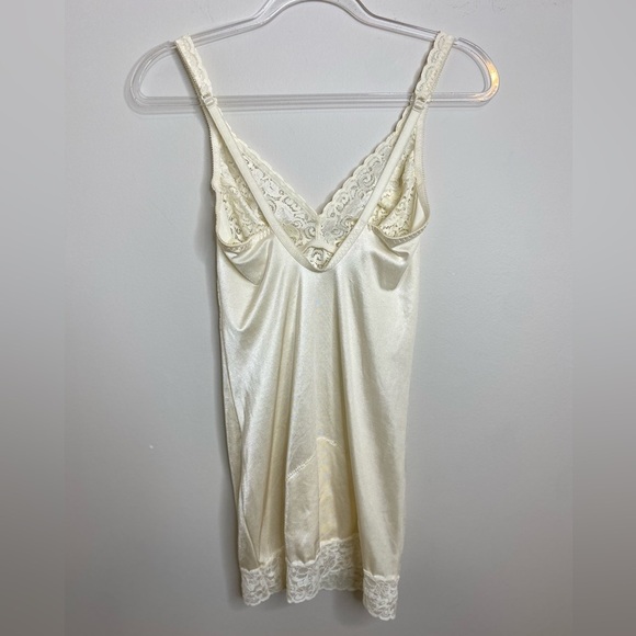 Vintage 1970s Victoria's Secret White Lace Bridal Shapewear Slip Union Made Sz L - Picture 3 of 10